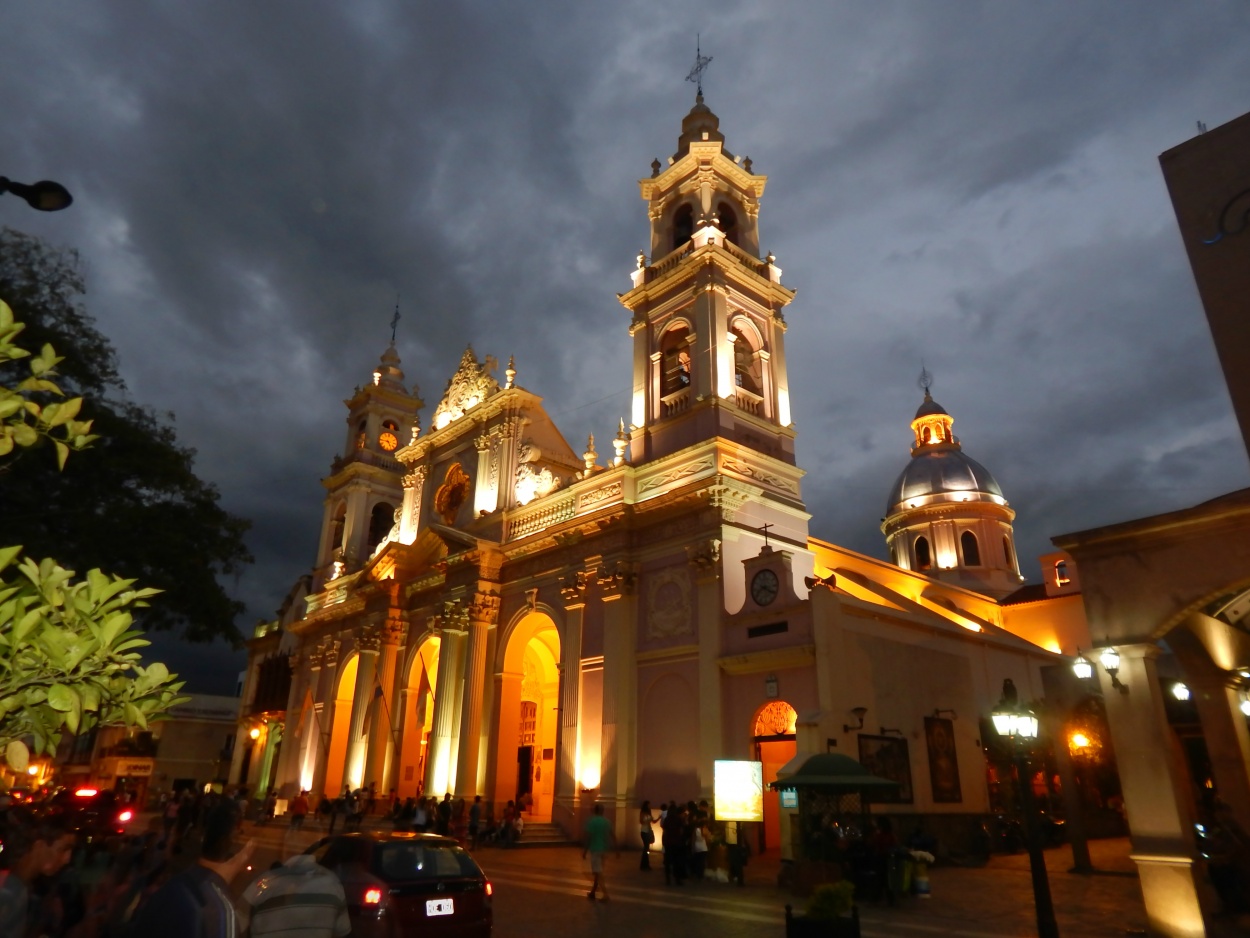 "Catedral de Salta - Argentina -" de Ester Francisca Macagno