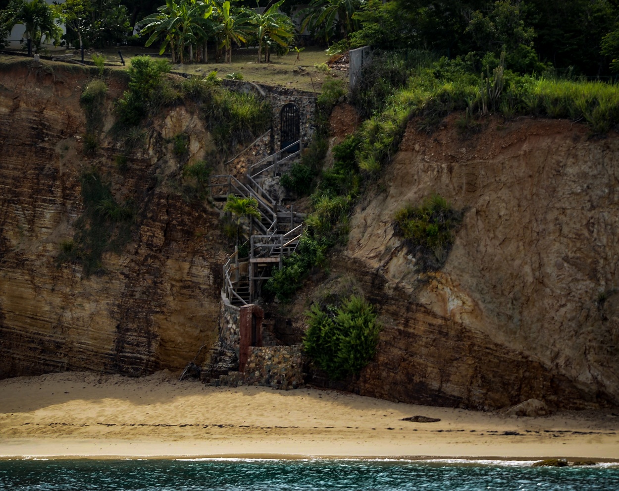 "Una escalera al mar.." de Marcelo Nestor Cano