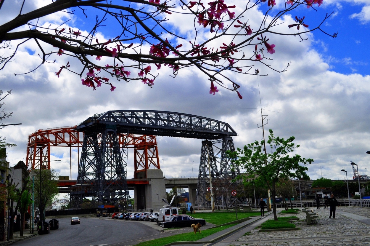 "En Primavera...El Puente..." de Silvia Emilia Guerra
