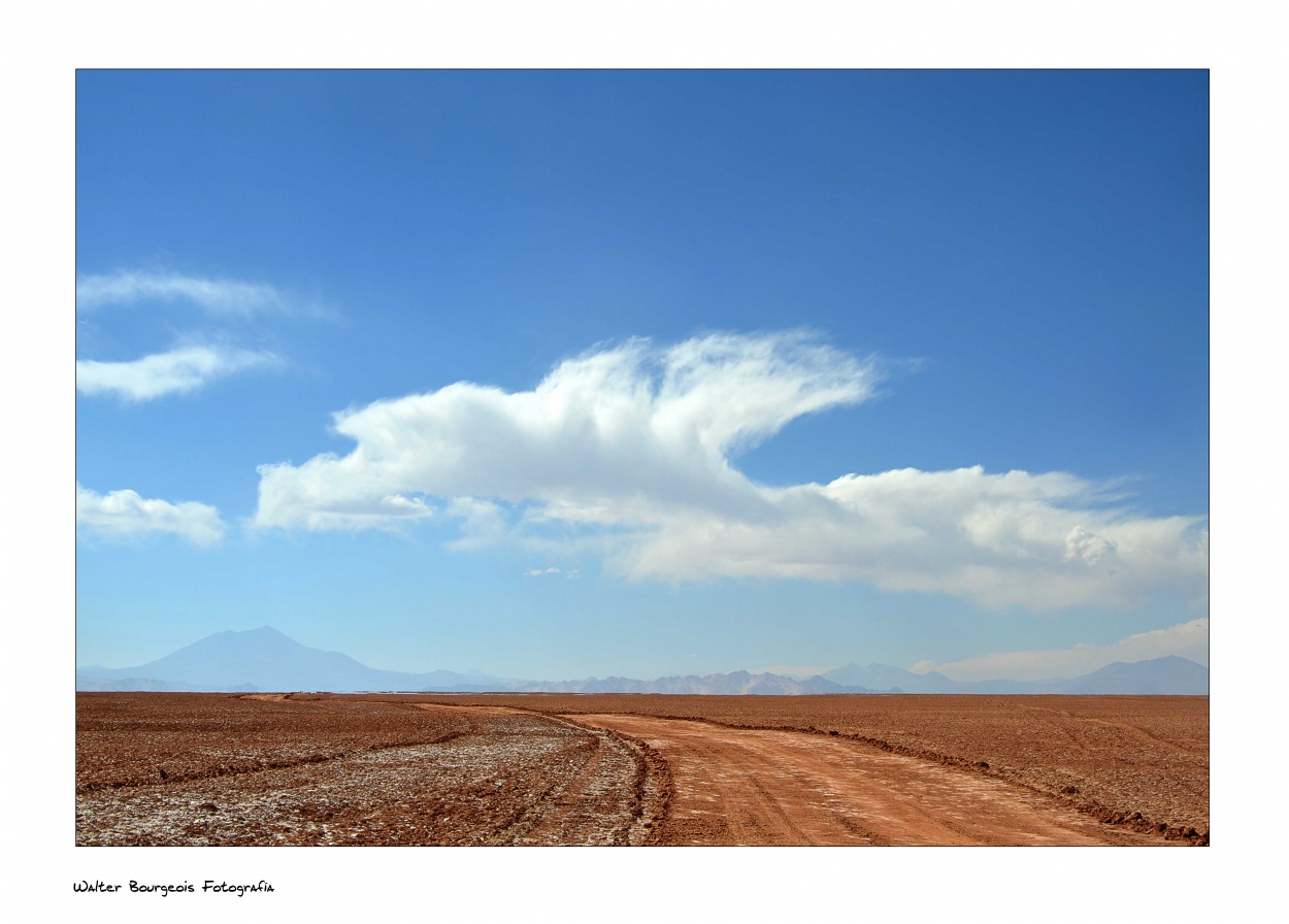 "Una nube en el camino" de Walter Bourgeois