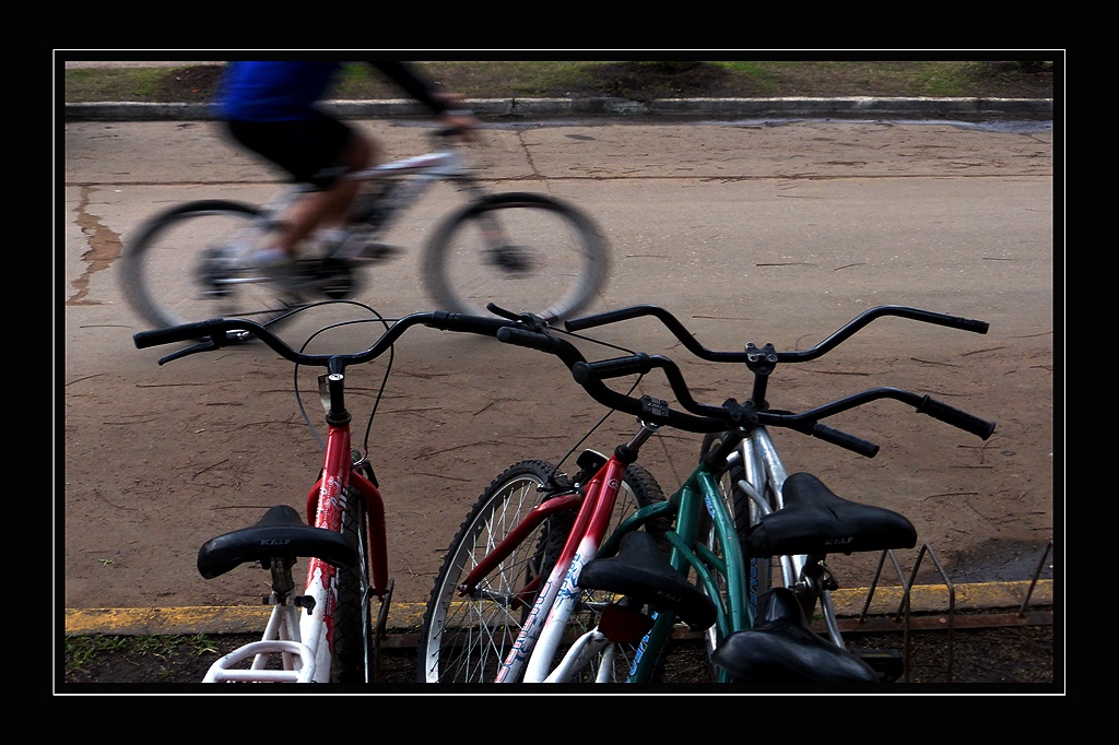 "Cinco Bicicletas" de Mascarenhas Cmara. Juan de Brito