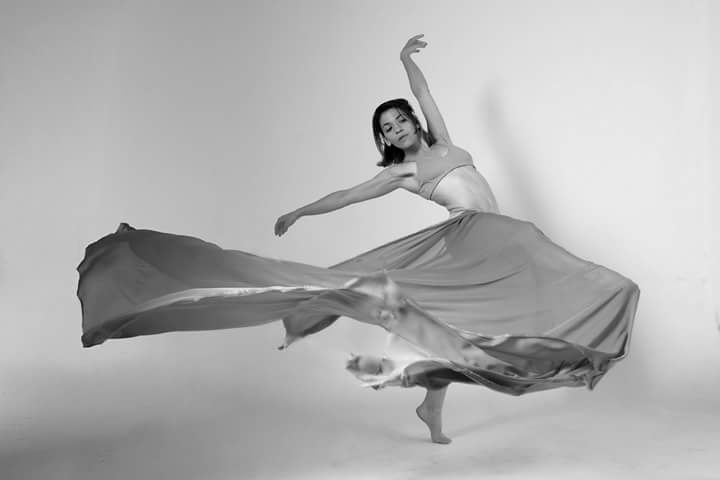 "Bailarina II" de Sergio Marcelo Redondo