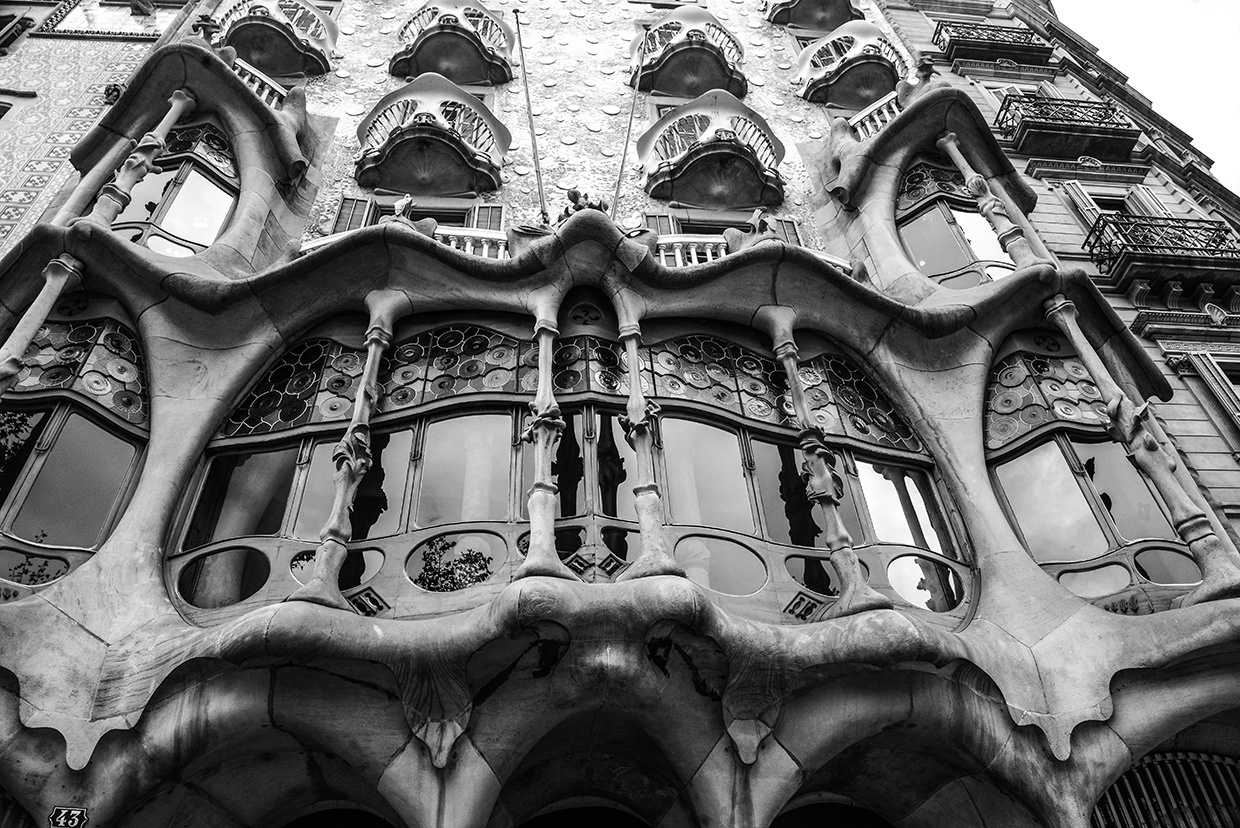 "Retratando a Gaudi..Casa Batllo" de Marcelo Nestor Cano