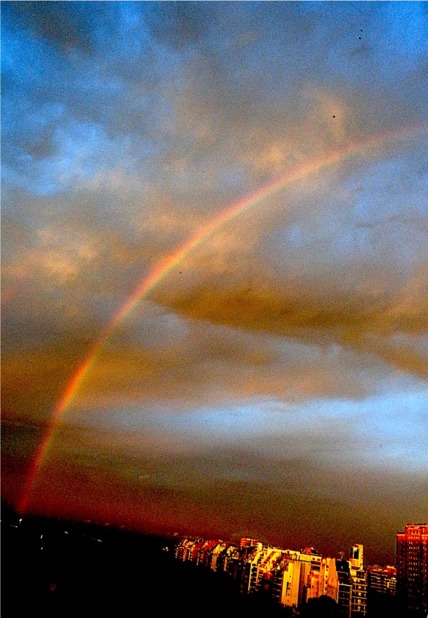 "arco iris,ayer" de Ernesto Grun