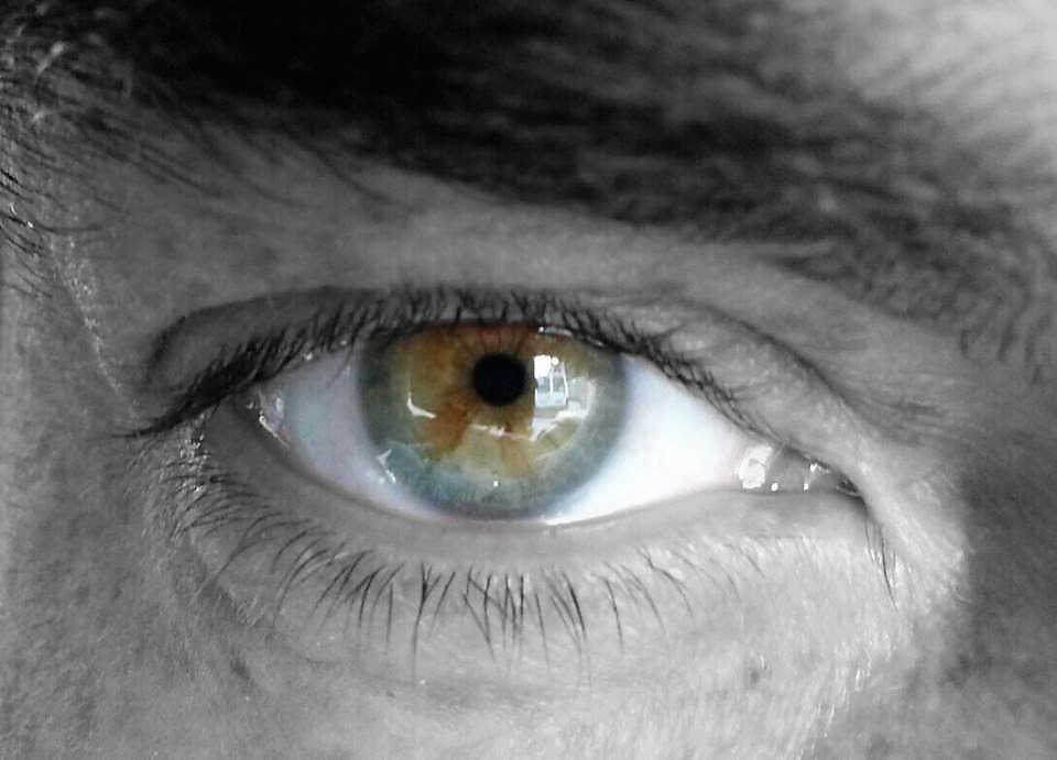 "ojo x ojo" de Valentn Rizzi