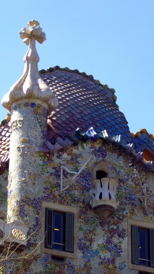 "Gaudi imagin a Julieta all?" de Carlos E. Wydler