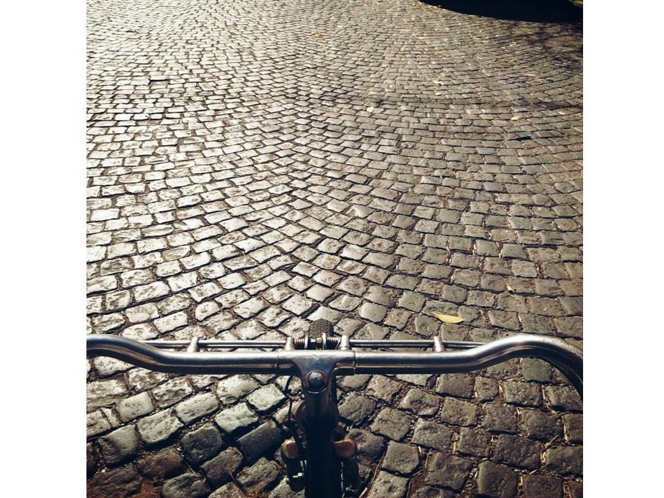 "bicleteando al sol" de Luciana Souza