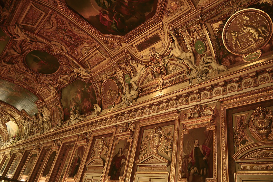 "Los techos del Louvre" de Juan Mauro Blanco