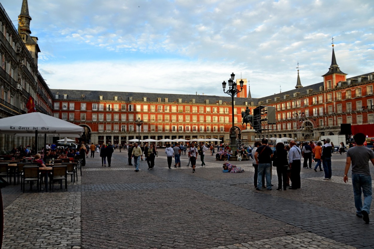 "Plaza Mayor" de Carlos D. Cristina Miguel
