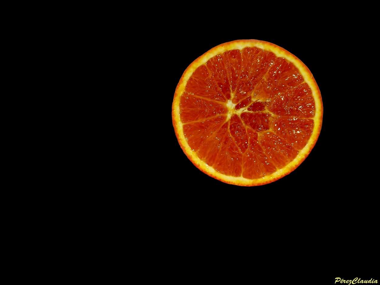 "Mi media naranja." de Claudia Perez