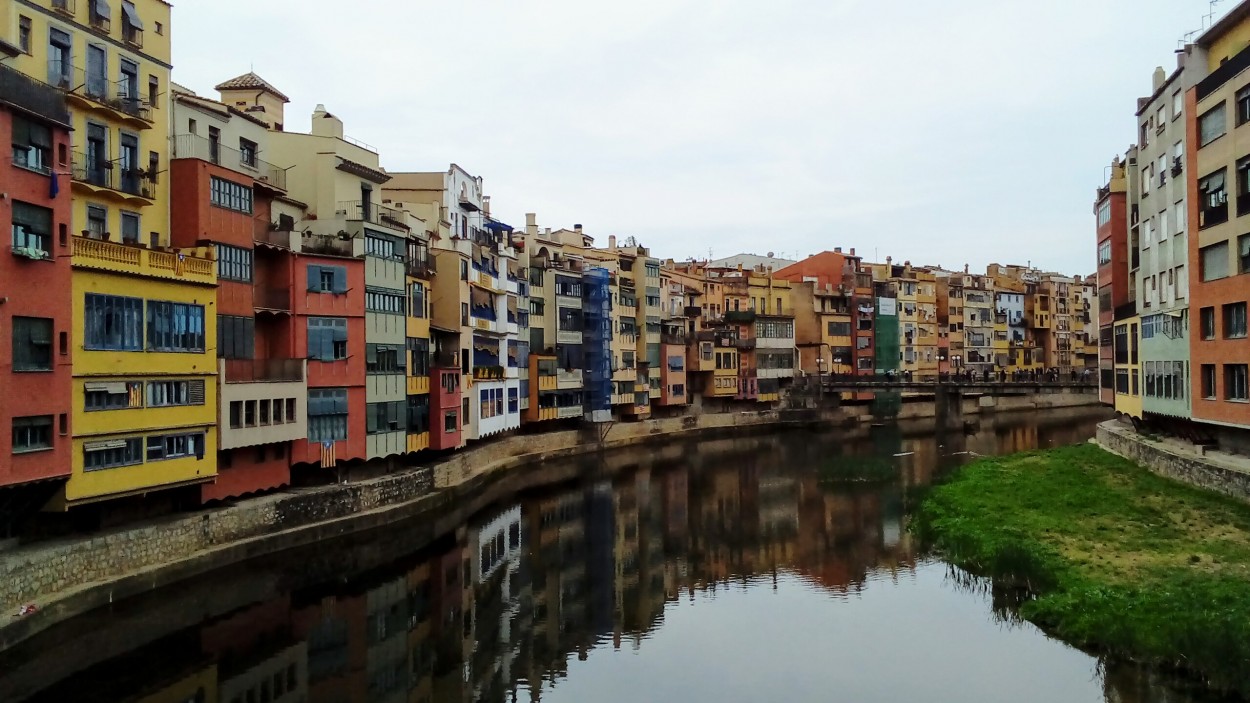"Girona" de La Cristina Garca