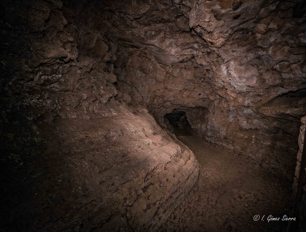 "Cueva del Viento" de Ildefonso Gmez Sierra