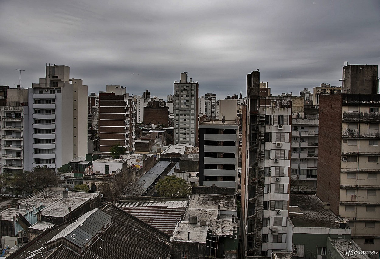 "Ciudad gris" de Luis Fernando Somma (fernando)