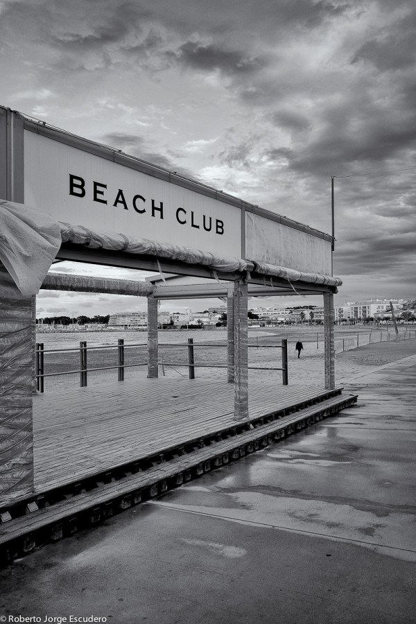 "Beach Club" de Roberto Jorge Escudero