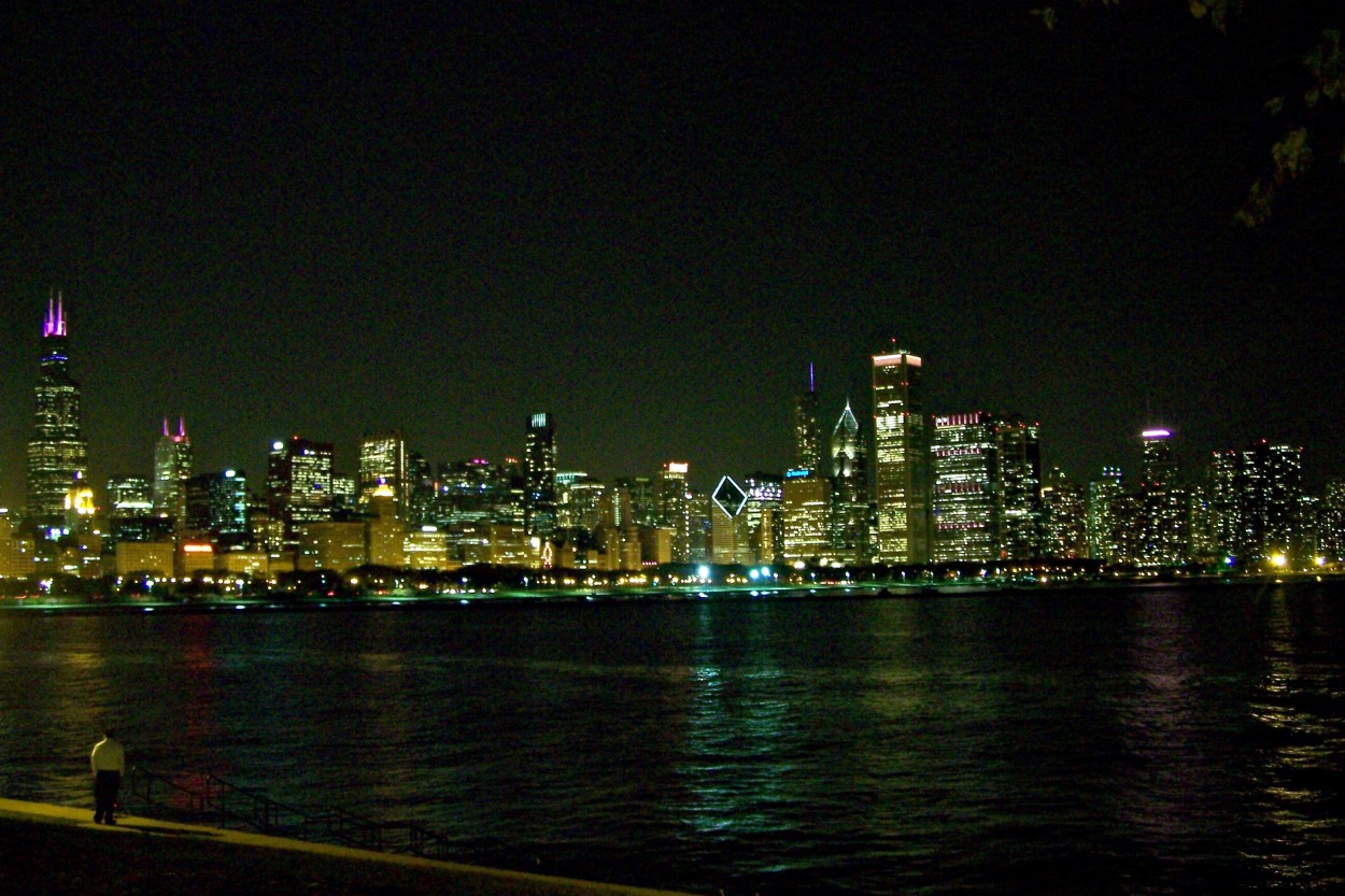 "Man Looking the night in Chicago (me colonizaron!)" de Jos Luis Mansur