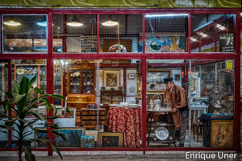 "Mercado" de Enrique Jose Uner