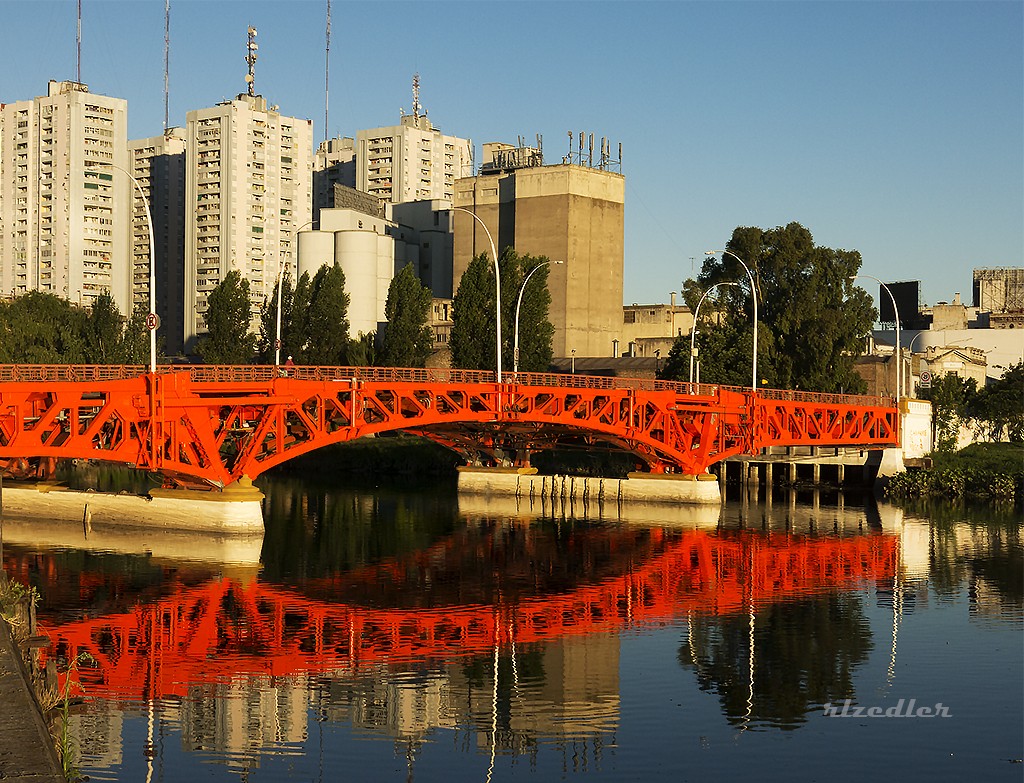 "Viejo puente Barracas" de Ricardo Luis Zedler