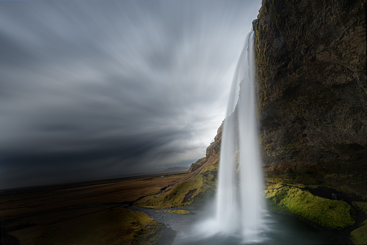"Cascada de Seljalandsfoss, Islandia" de Enrique Serrano