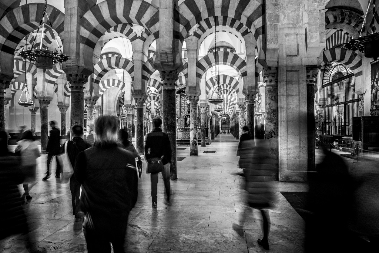 "Mezquita de Cordoba" de Justo Ismael Lassaga