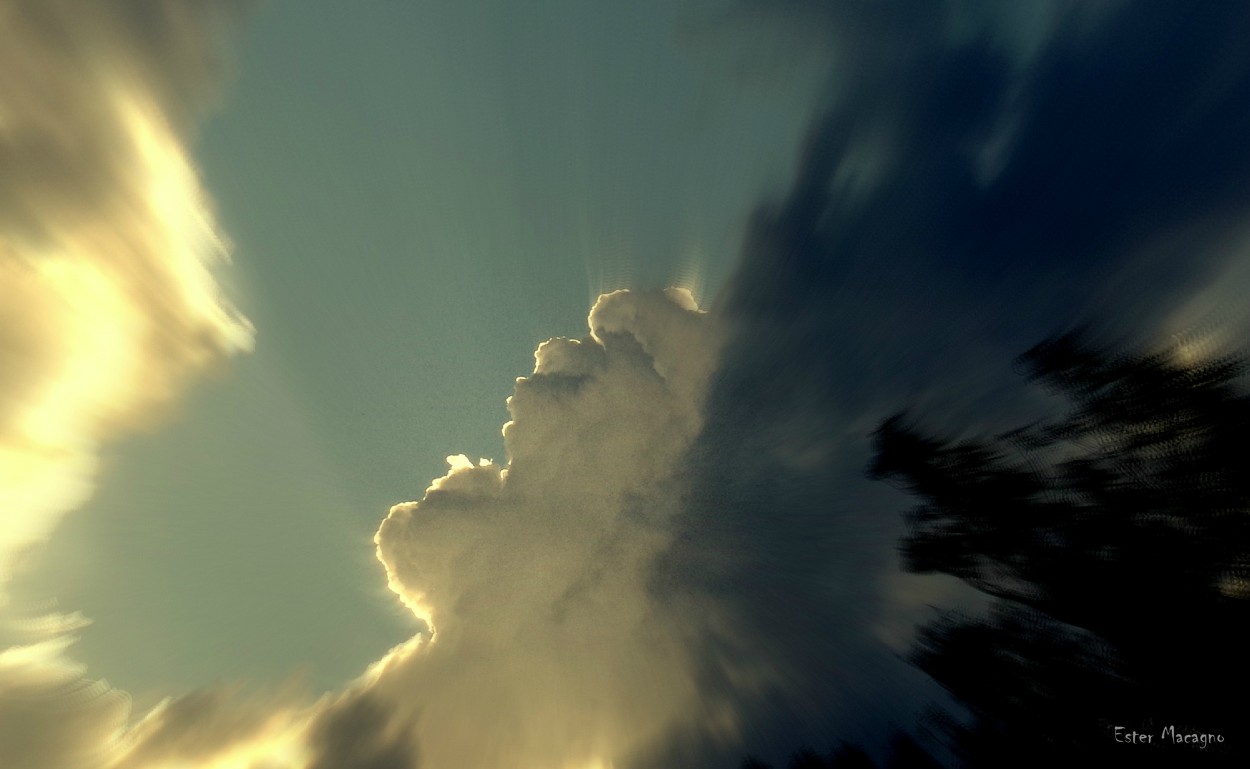 "El grito de las nubes" de Ester Francisca Macagno