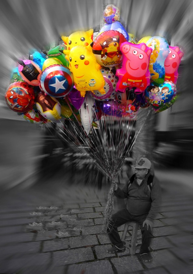"vendedor de globos fantasia" de Ricardo S. Spinetto