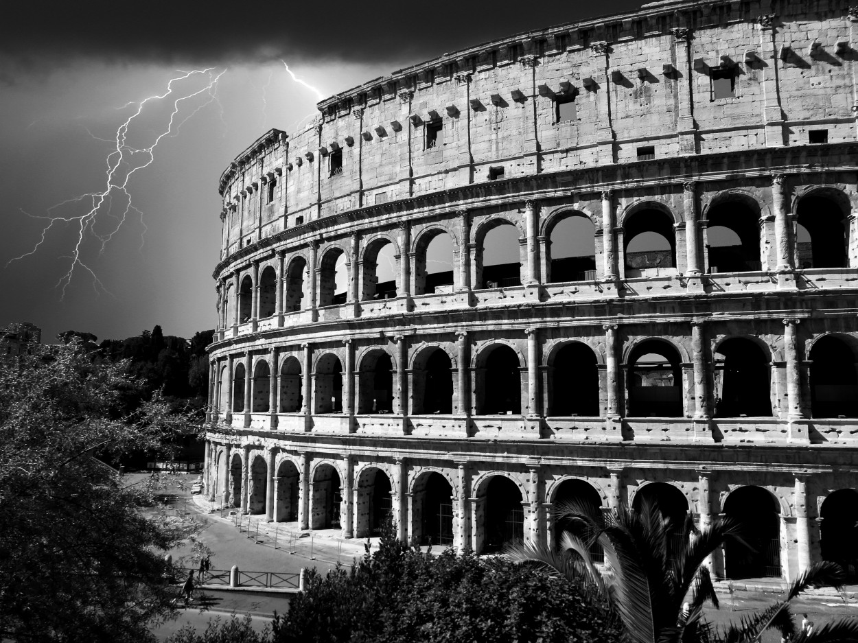 "Coliseo tormentoso" de Alejandro Pianko