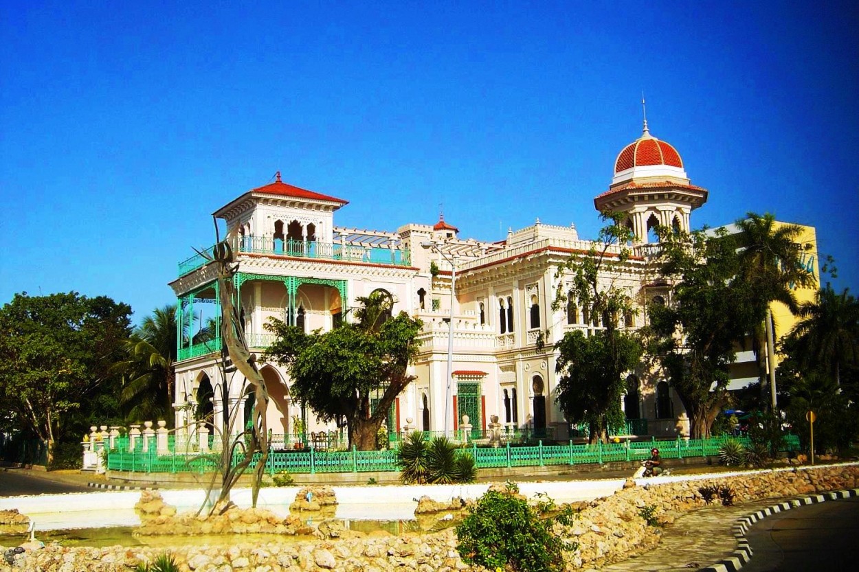 "Palacio de Valle, Cienfuegos, Cuba" de Lzaro David Najarro Pujol