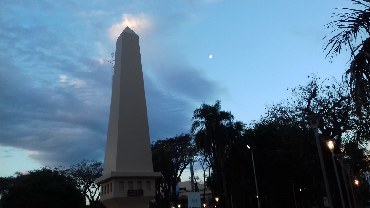 "Obelisco" de Porterrieu Juan Cruz