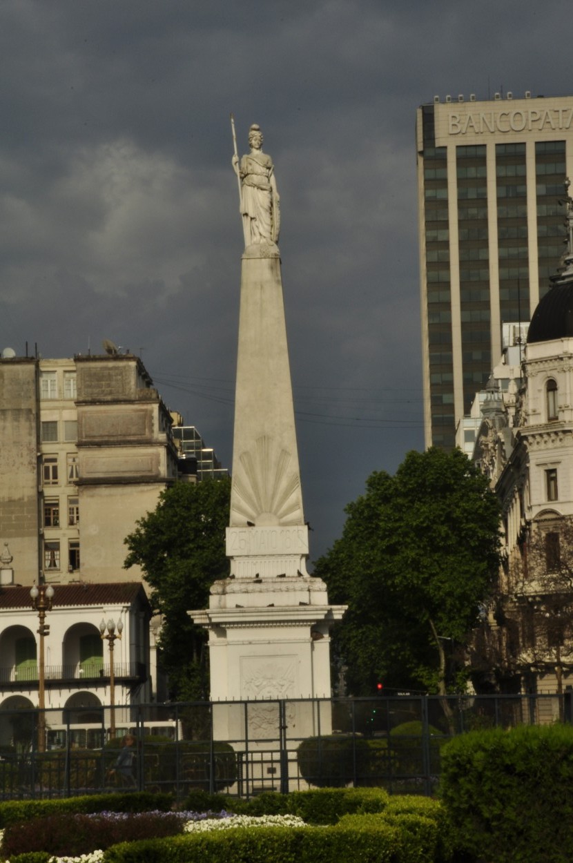 "Plaza de Mayo" de Flix Edmundo Reyes