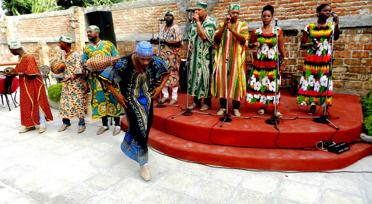 "Casa Madiba, honra cultura africana" de Lázaro David Najarro Pujol