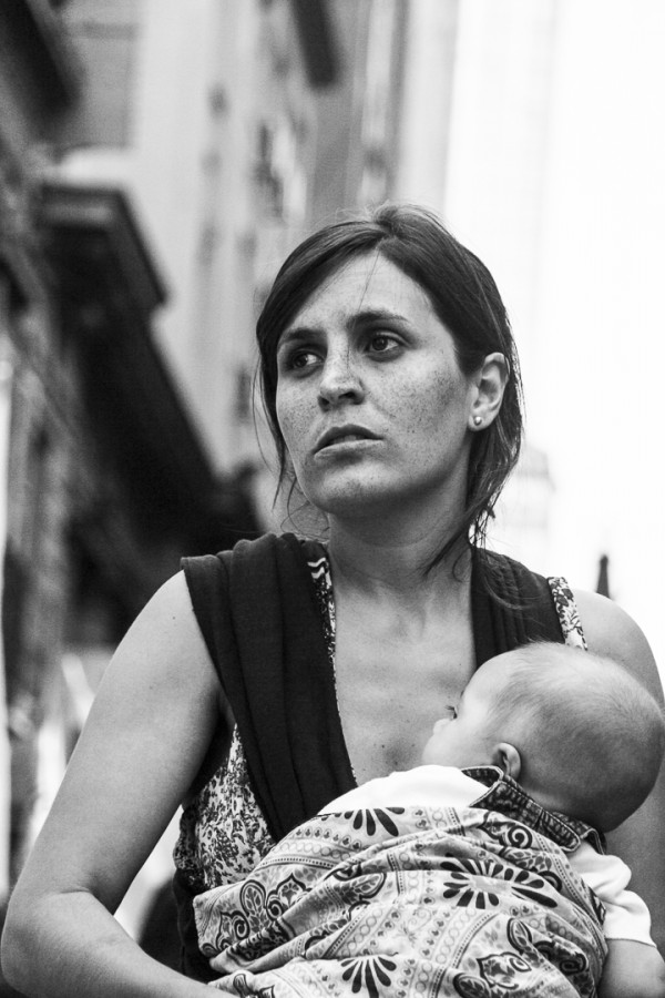 "``Hija del Pueblo hecha Madre`" de Mara Del Carmen Chiavaro