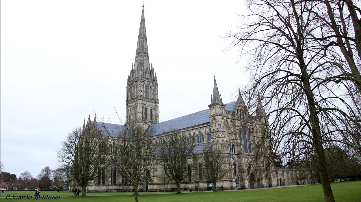 "Catedral de Salisbury" de Eduardo Alfredo Balducci