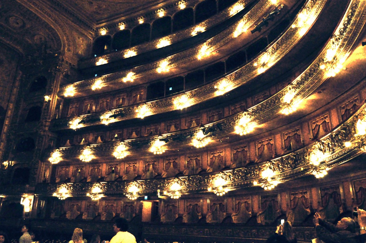 "Teatro Coln" de Flix Edmundo Reyes