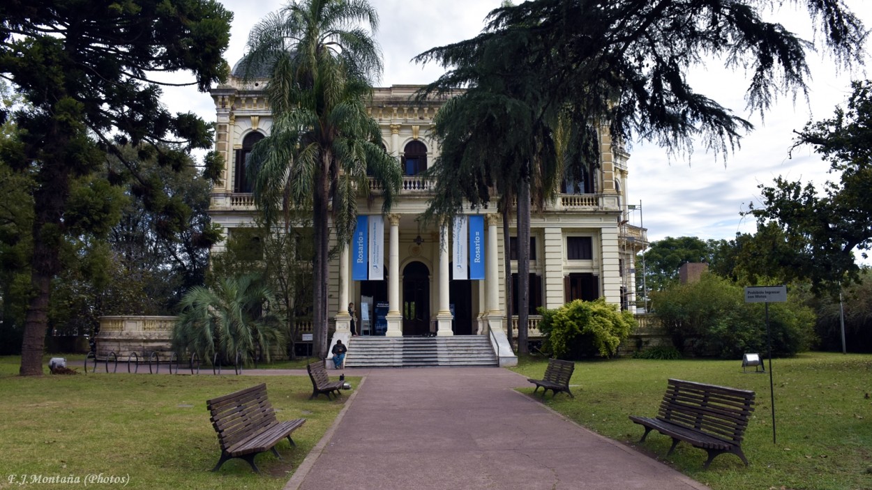 "`Palacio Roullion` o `Villa Hortensia` Rosario" de Francisco Jos Montaa
