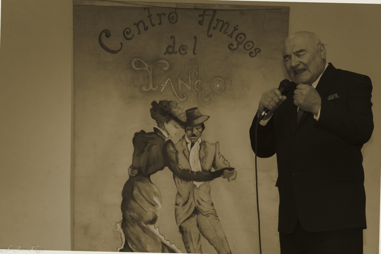 "Adultos Mayores en Tango" de Juan Felippa