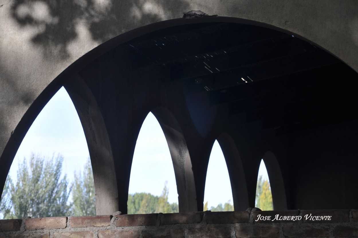 "arcos de cemento" de Jose Alberto Vicente