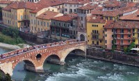 Puente romano. Ciudad de Verona, Italia
