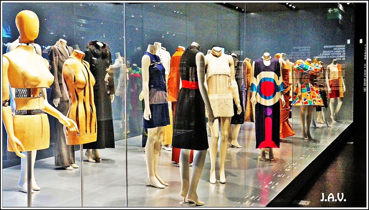 "Museo del vestido. 35" de Joan A. Valentin Ruiz
