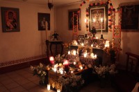 Mxico: Altar y ofrenda de Da de Muertos