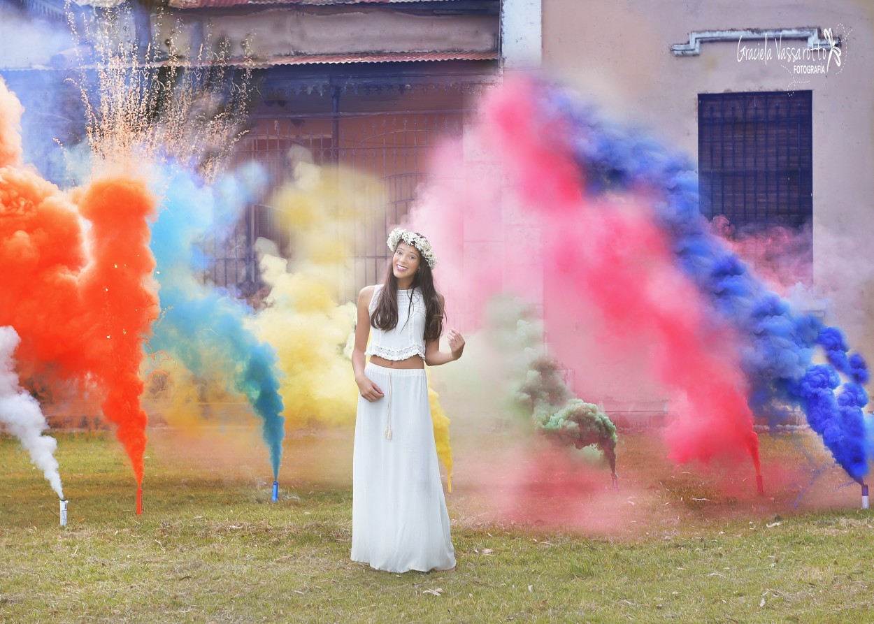 "`Explosion de color`" de Graciela Del Rosario Vassarotto
