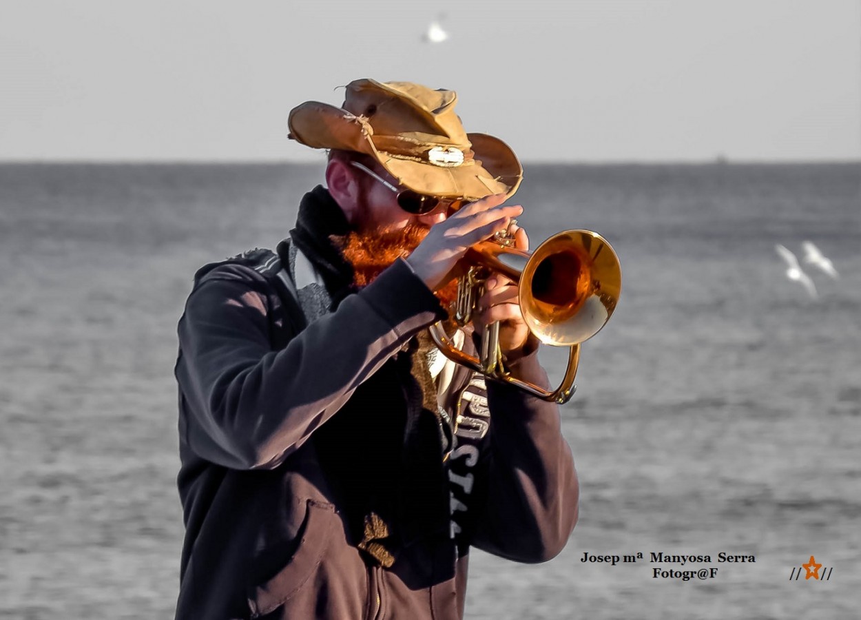 "El trompetista pel roig" de Josep Maria Maosa Serra