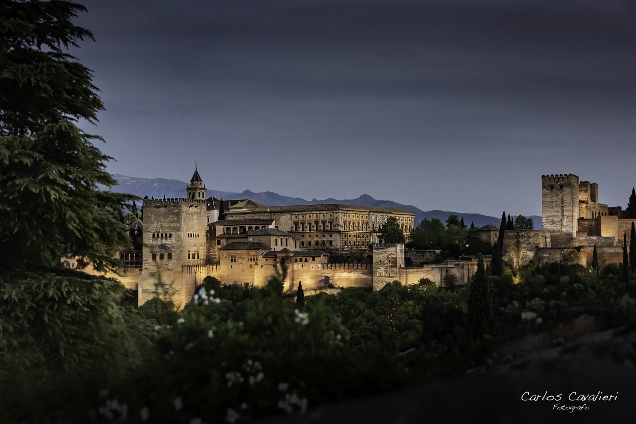 "La Alhambra Maravilla Arabe..." de Carlos Cavalieri
