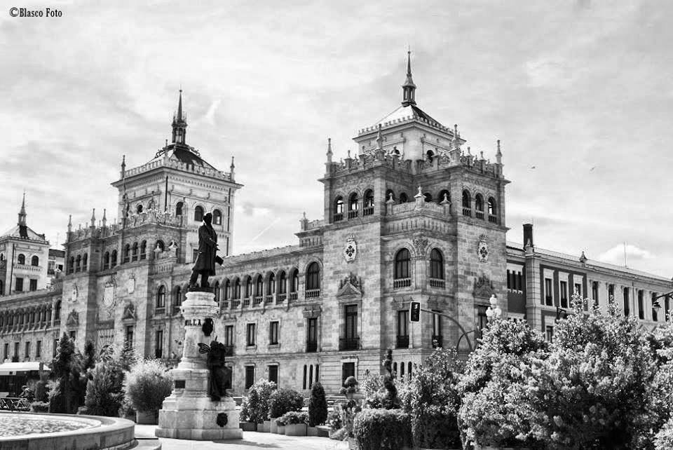 "Academia de Caballera, Valladolid" de Luis Blasco Martin