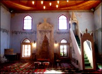 Interior Mezquita en Mostar...