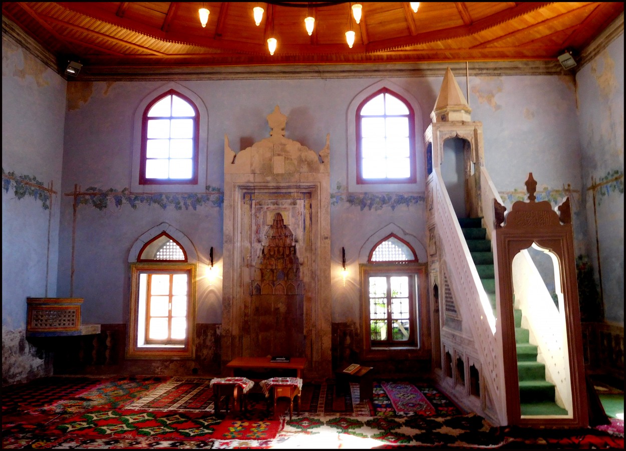 "Interior Mezquita en Mostar..." de Mara Ins Hempe