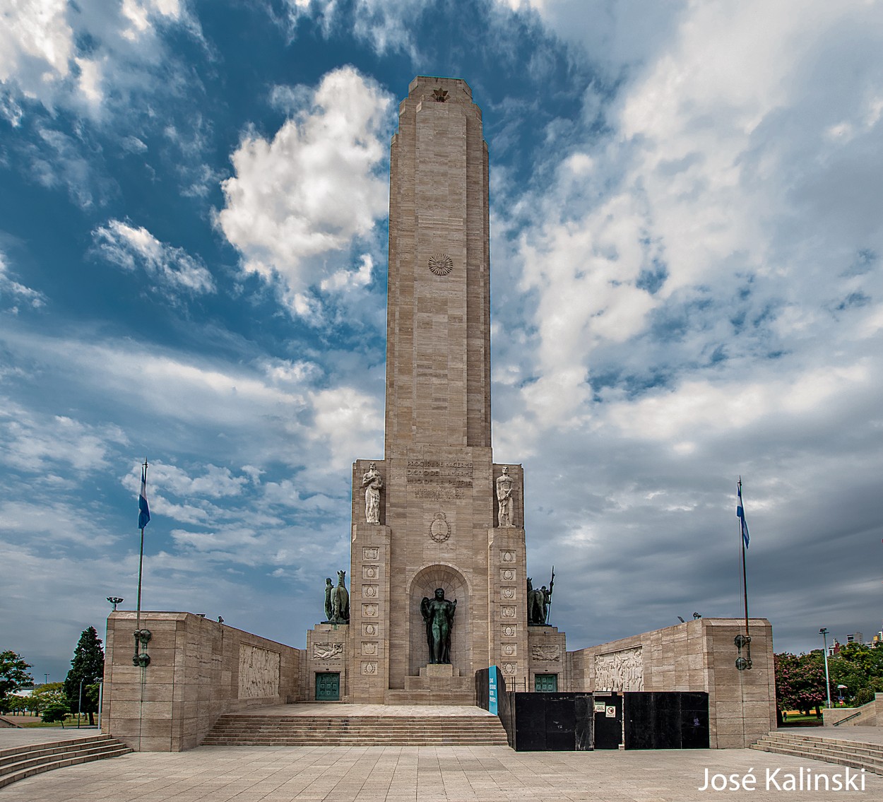 "Monumento Historico Nacional a la Bandera" de Jose Carlos Kalinski
