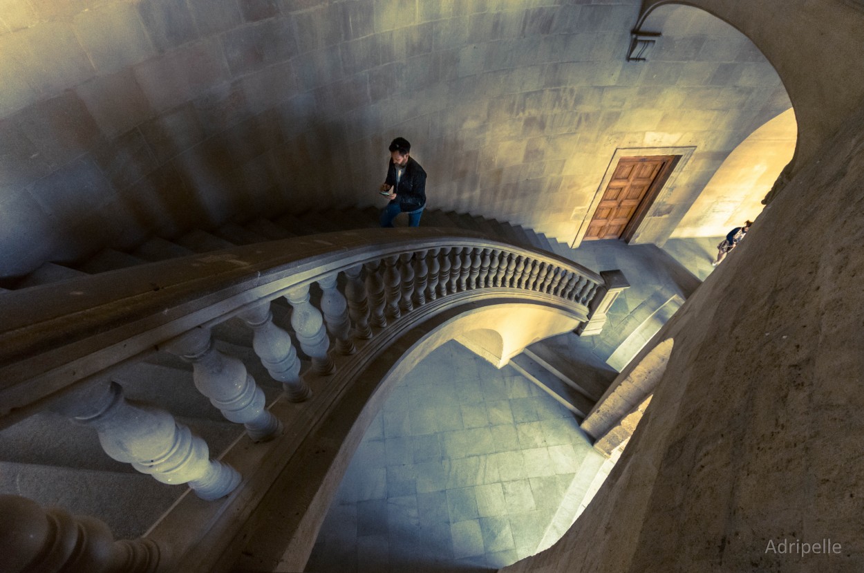 "Escalera palaciega" de Adriana Pellegrinelli