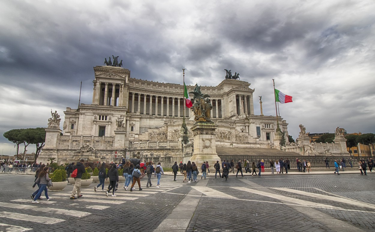"Monumento a Vittorio Emanuele II, Roma" de Edith Polverini