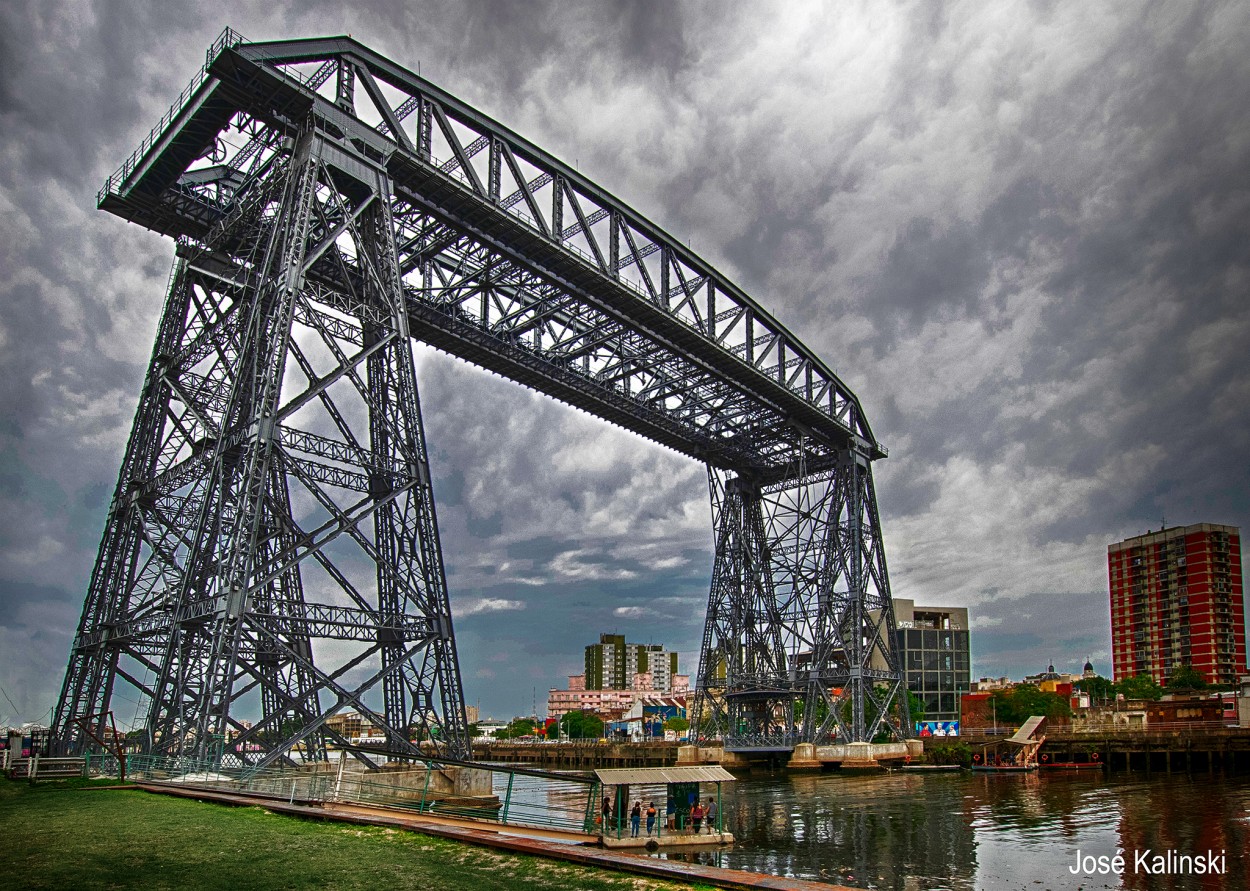 "Puente Transbordador Nicols Avellaneda" de Jose Carlos Kalinski