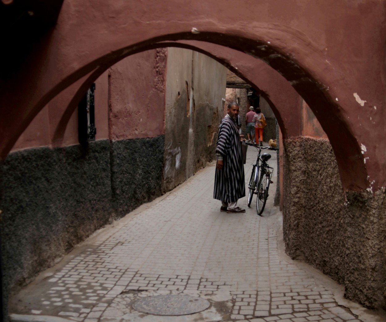 "Calle de Marrakech." de Francisco Luis Azpiroz Costa